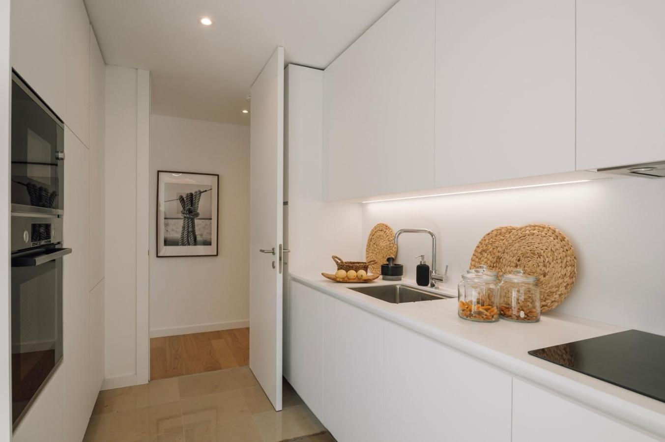 Apartment Talamone - 2 Bedrooms And Balcony In Alvalade *