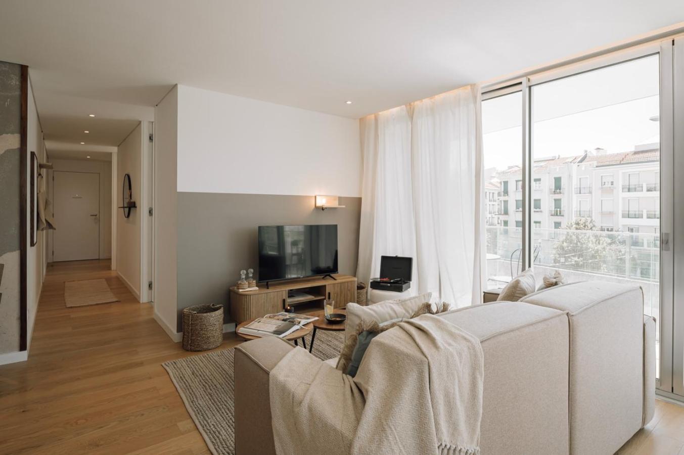 Apartment Talamone - 2 Bedrooms And Balcony In Alvalade Lisbon
